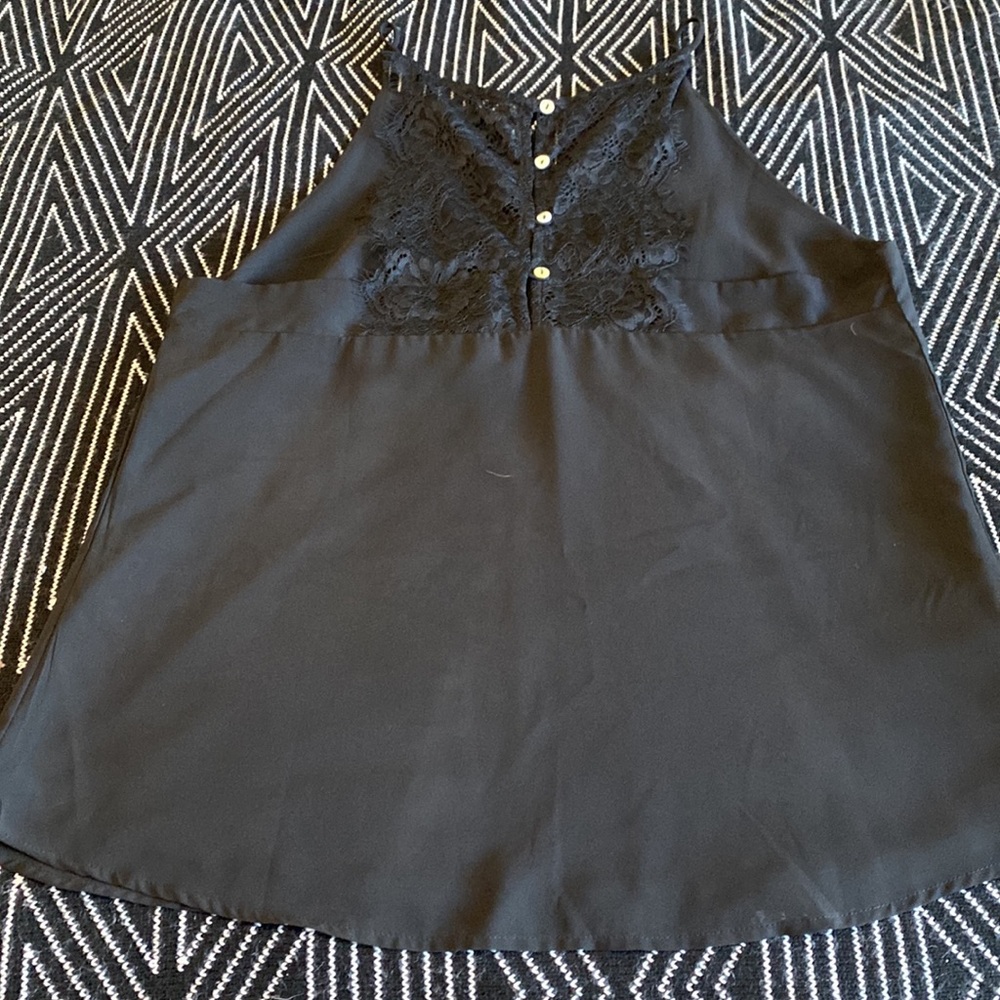 Blank Tank Top with Lace Back Detail - Picture 4 of 9